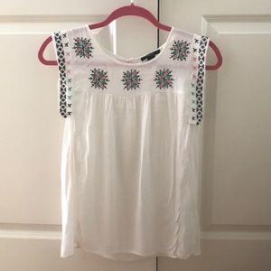 Forever 21 sleeveless rayon blouse